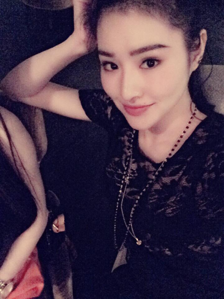 黃色擦邊視頻