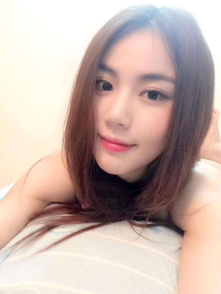 當眾裸露羞恥看光羞辱打屁股小說