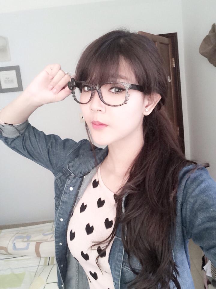 李月華三級(jí)電影